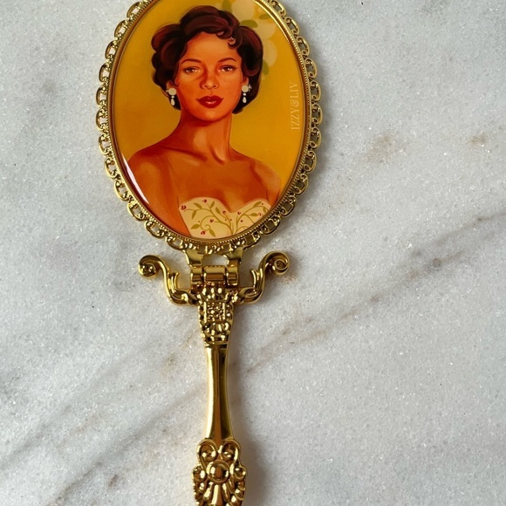 Izzy and Liv gold Fold Away Hand Mirror adjustable